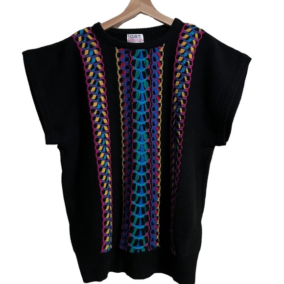 Sweaters - VINTAGE Style C.S.T Studio Sleeveless Sweater